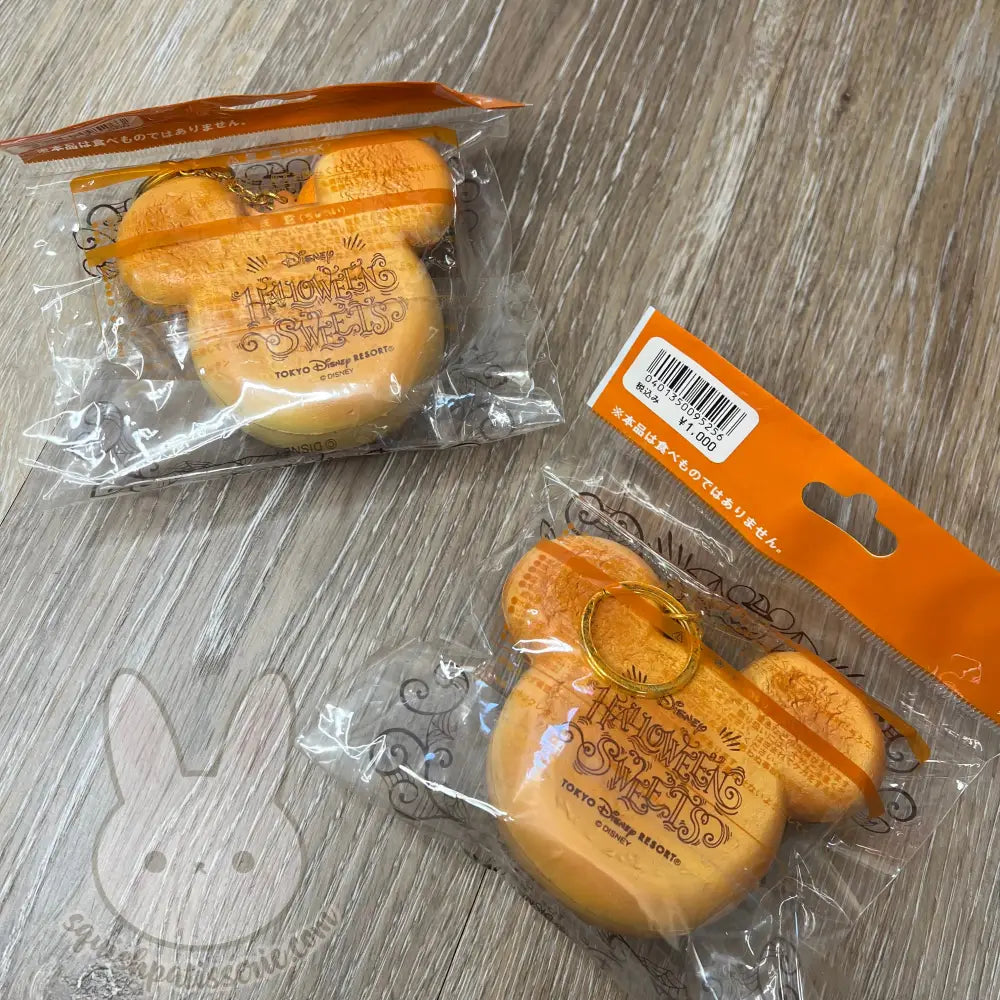 Mickey and Minnie Halloween Bun Squishy