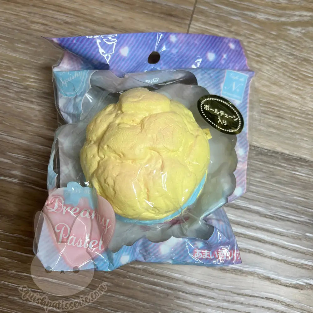 Cafe de N Dreamy Pastel Squishy - cream puff
