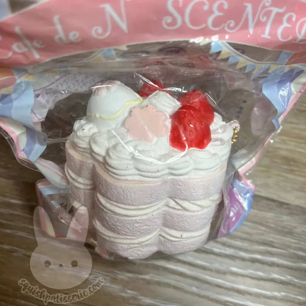 Cafe de N Scented Squishy - layer cake