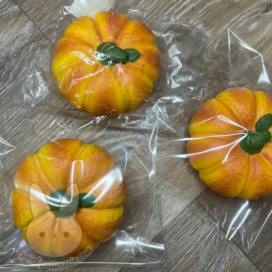 Mother Garden Pumpkin Bread Squishy