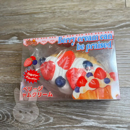 Zoey Croissant Pastry Squishy